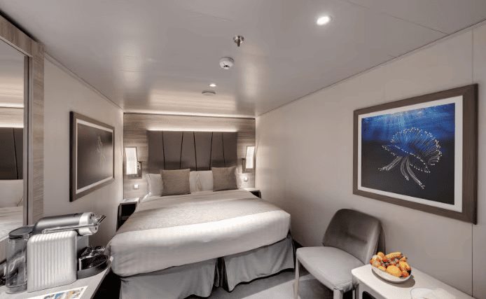 Просторный сьют с зоной отдыха на MSC Splendida